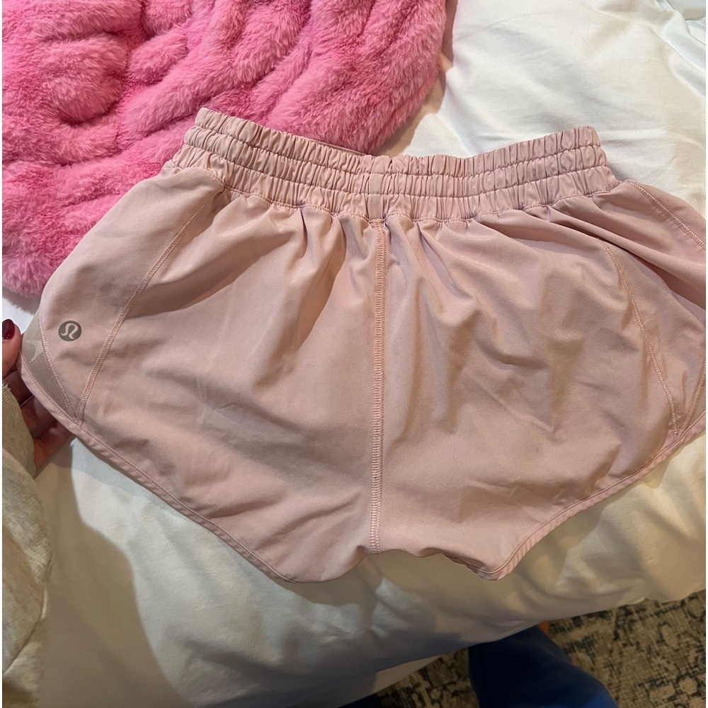 Lululemon hotty hot shorts